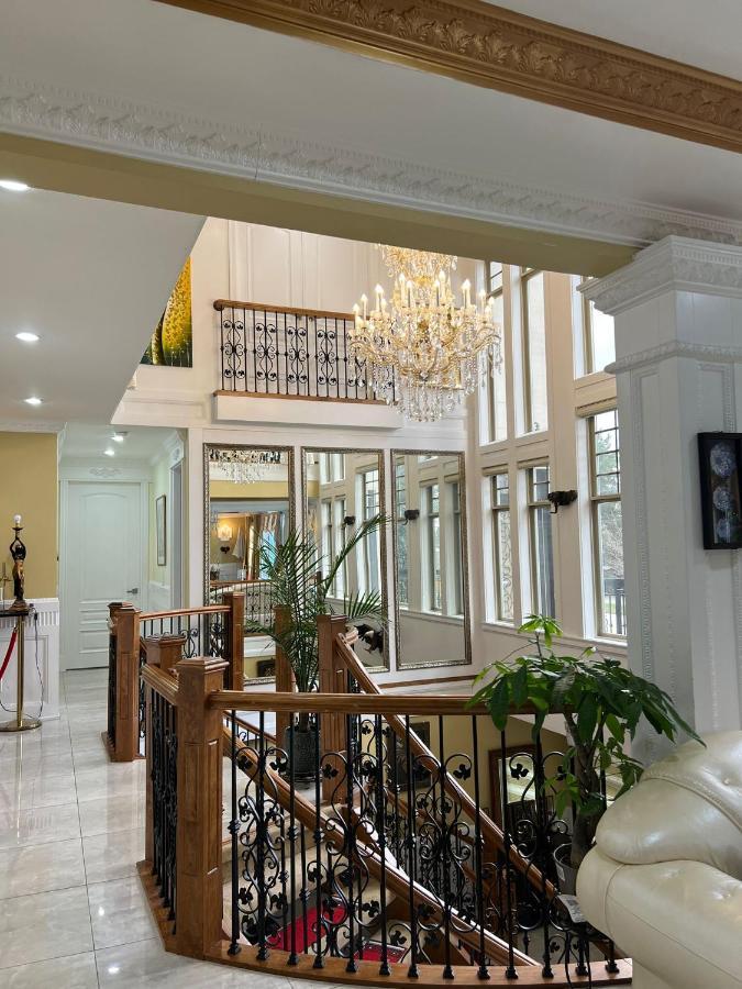 ホテルEmpire Palace サレー エクステリア 写真
